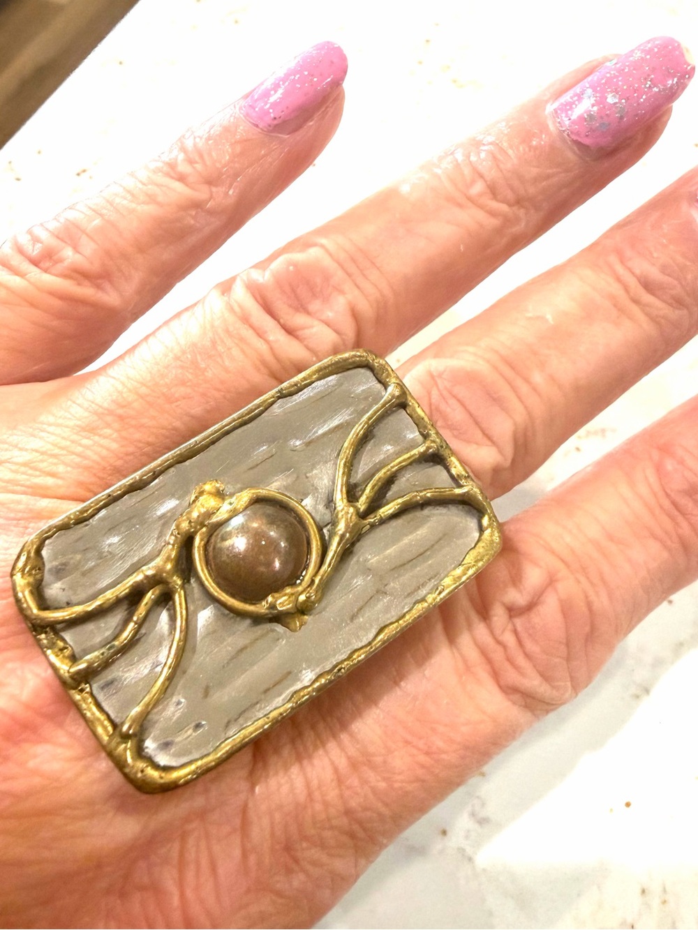 Vintage 1970s Artisan Brutalist Mixed Metal Shield Statement Ring – Non-Magnetic